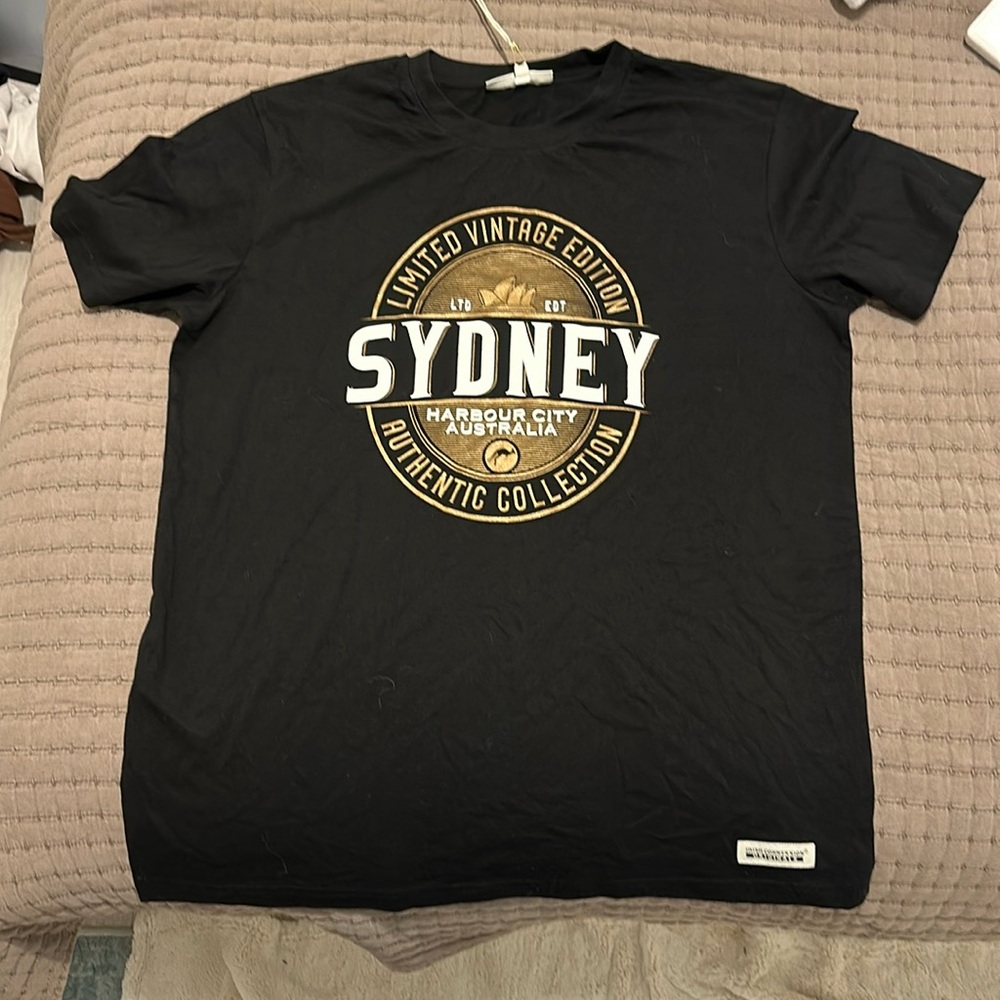 Sydney Limited Vintage Unisex Tshirt Black